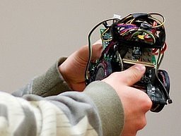 MiniSUMO – czyli wojna robotów – pierwsze starcie