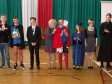 Uroczyste rozdanie świadectw uczniom klas III liceum