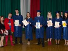 Uroczyste rozdanie świadectw uczniom klas III liceum